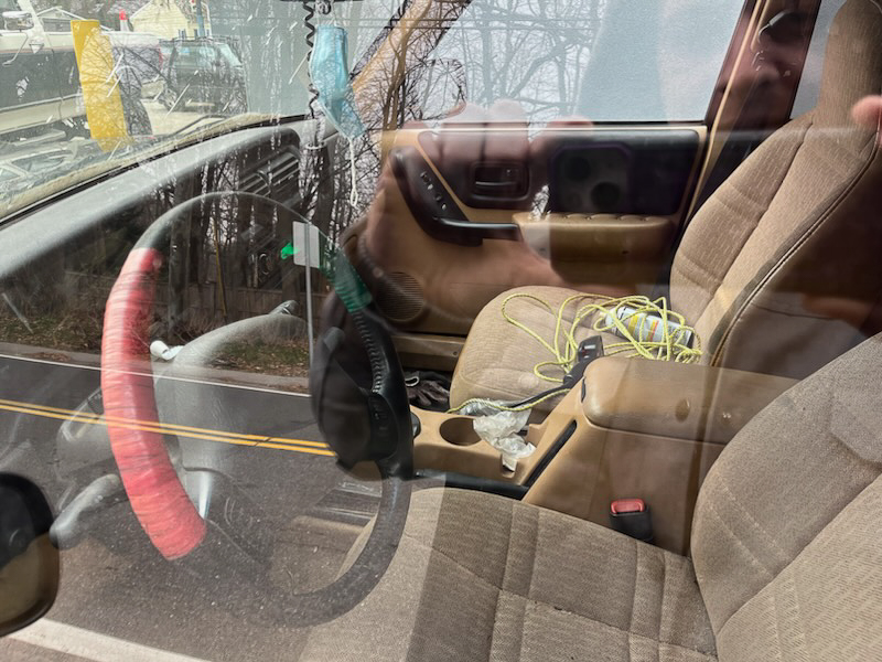 Quinn spotted the old War Horse - Joey/Judy Blue at Chris' Garage  ~~  