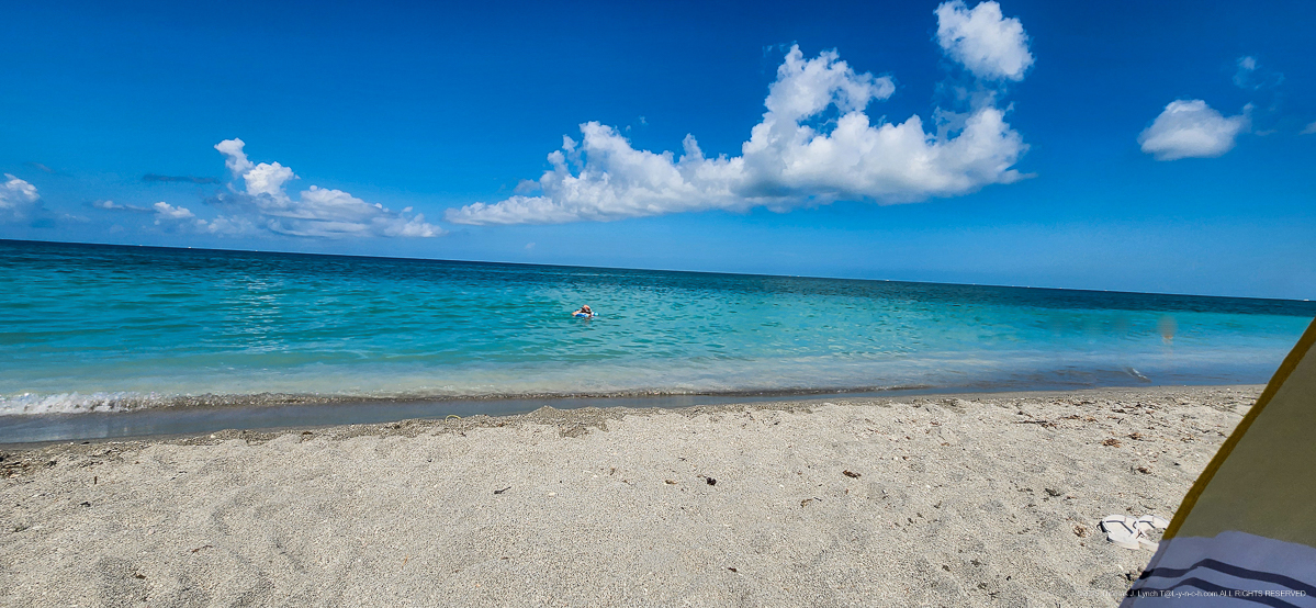 Memorial Day Gret has the beach to herself 86F 