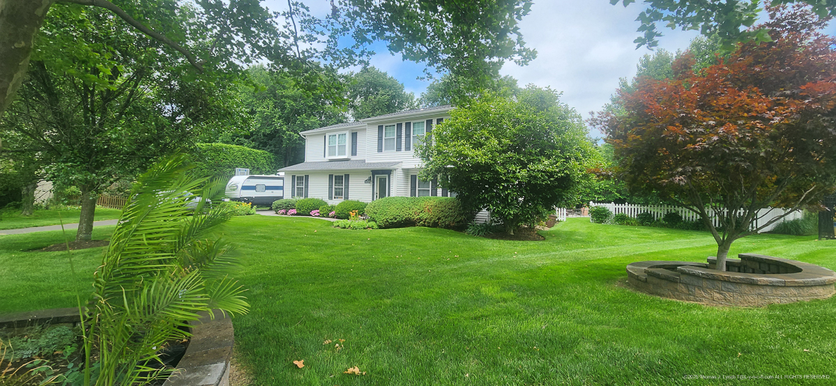 1851 Hawthrone Circle, Jamison, PA 18929....  our home a long time ago