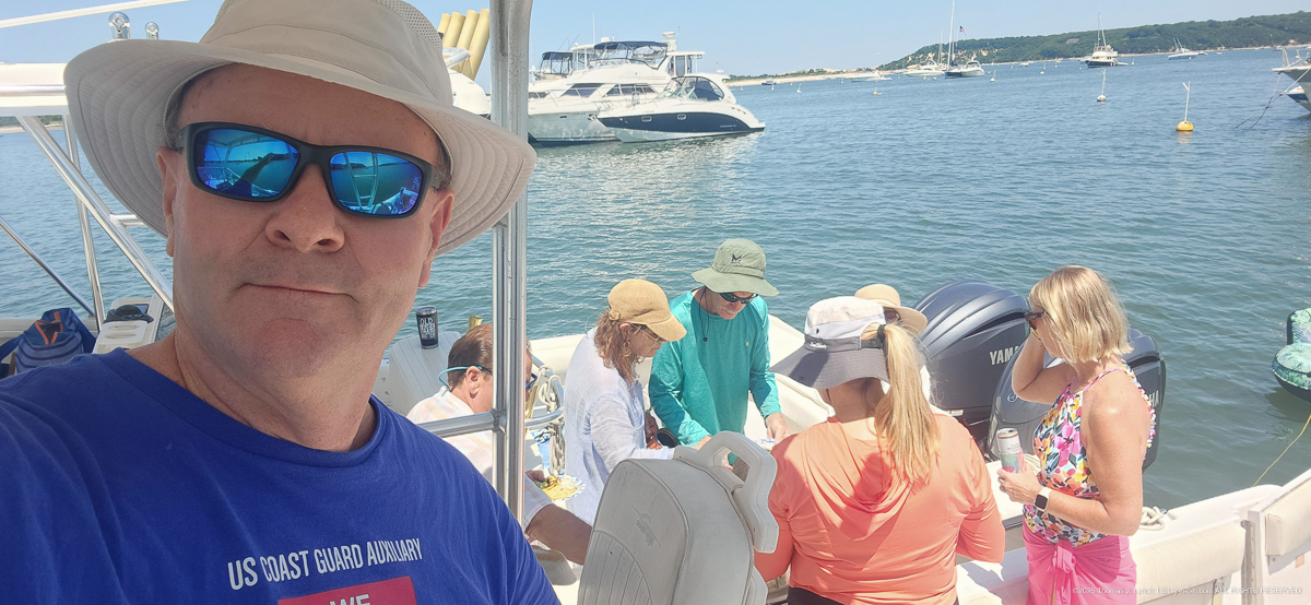 On the Long Island Sound for 4th of July with the Priceman's Thompsons, Schibi