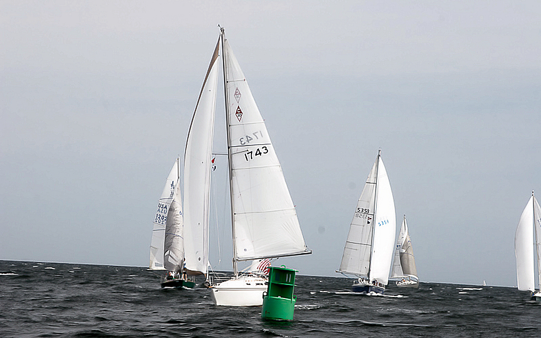 Akula going to the mark - Wing to Wing!!!  ~~  I am single handing the boat - impressive!  Took 3rd place.