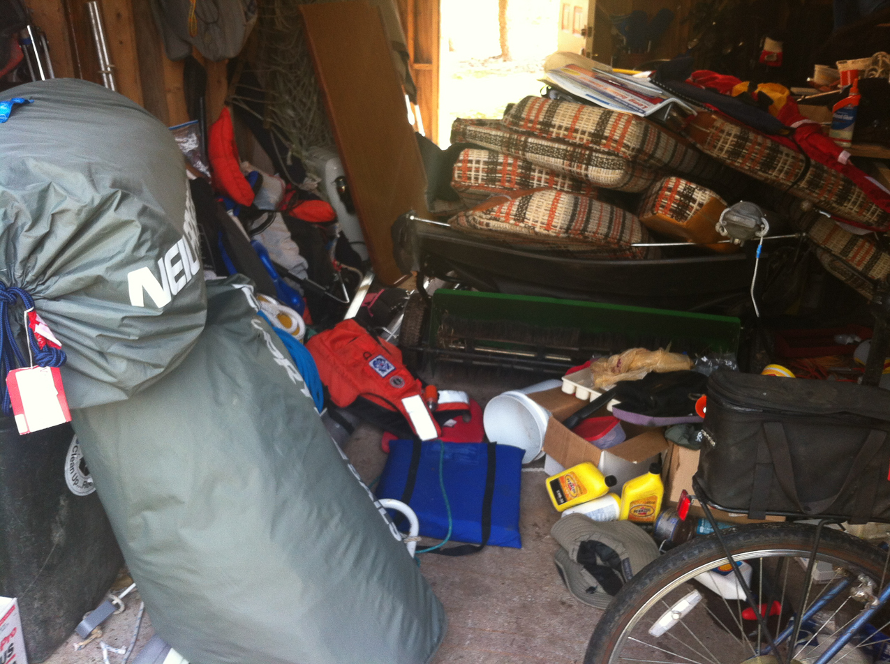 Took EVERYTHING off the boat  ~~  5 trips in the Jeep and over 500 pounds of stuff.