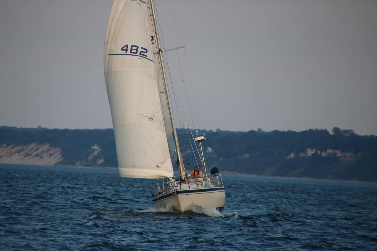 MSSA Double Handed Series  ~~  August 10, 2020:  s/v Akula was R/C and Course was SW2 in 15 knots sustained with gusts to 21 kts.