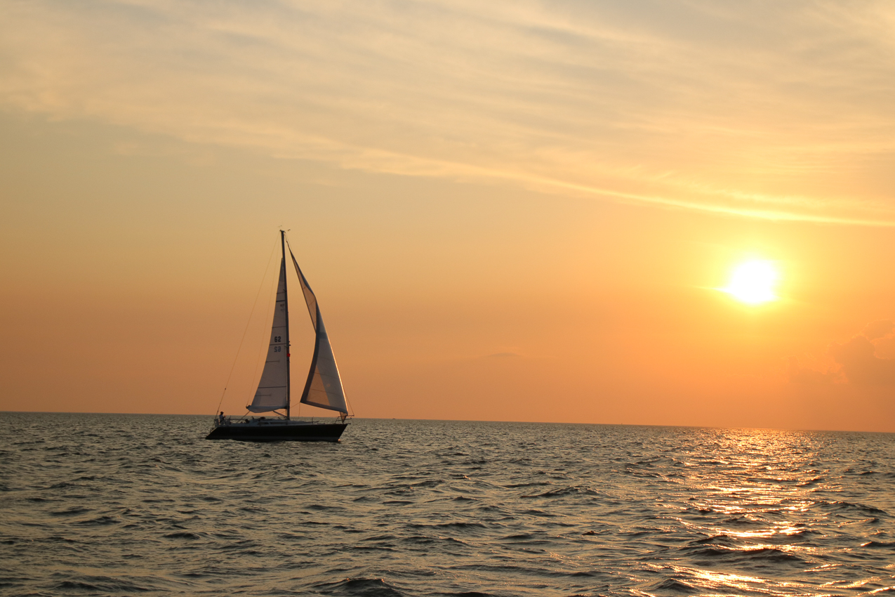 MSSA Double Handed Series  ~~  August 10, 2020:  s/v Akula was R/C and Course was SW2 in 15 knots sustained with gusts to 21 kts.