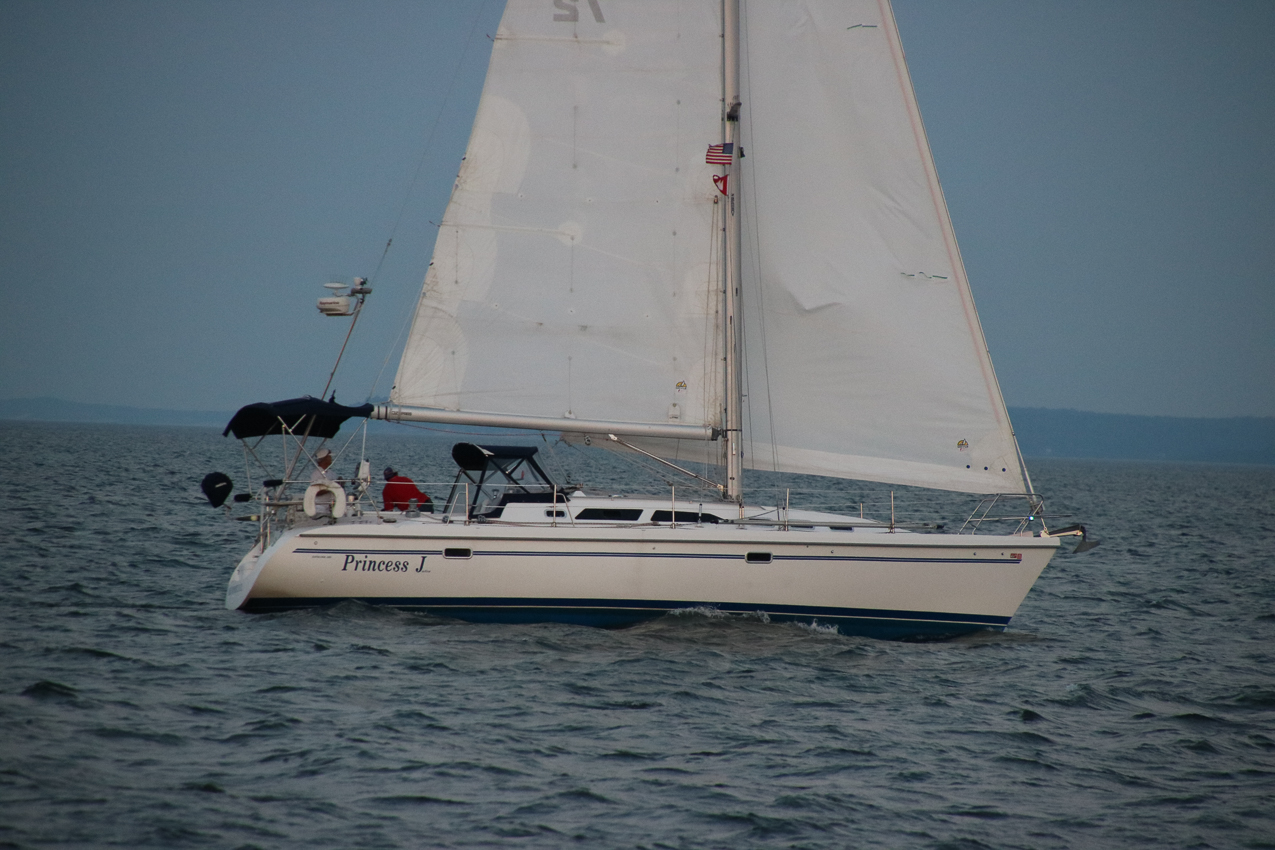 MSSA Double Handed Series  ~~  August 10, 2020:  s/v Akula was R/C and Course was SW2 in 15 knots sustained with gusts to 21 kts.