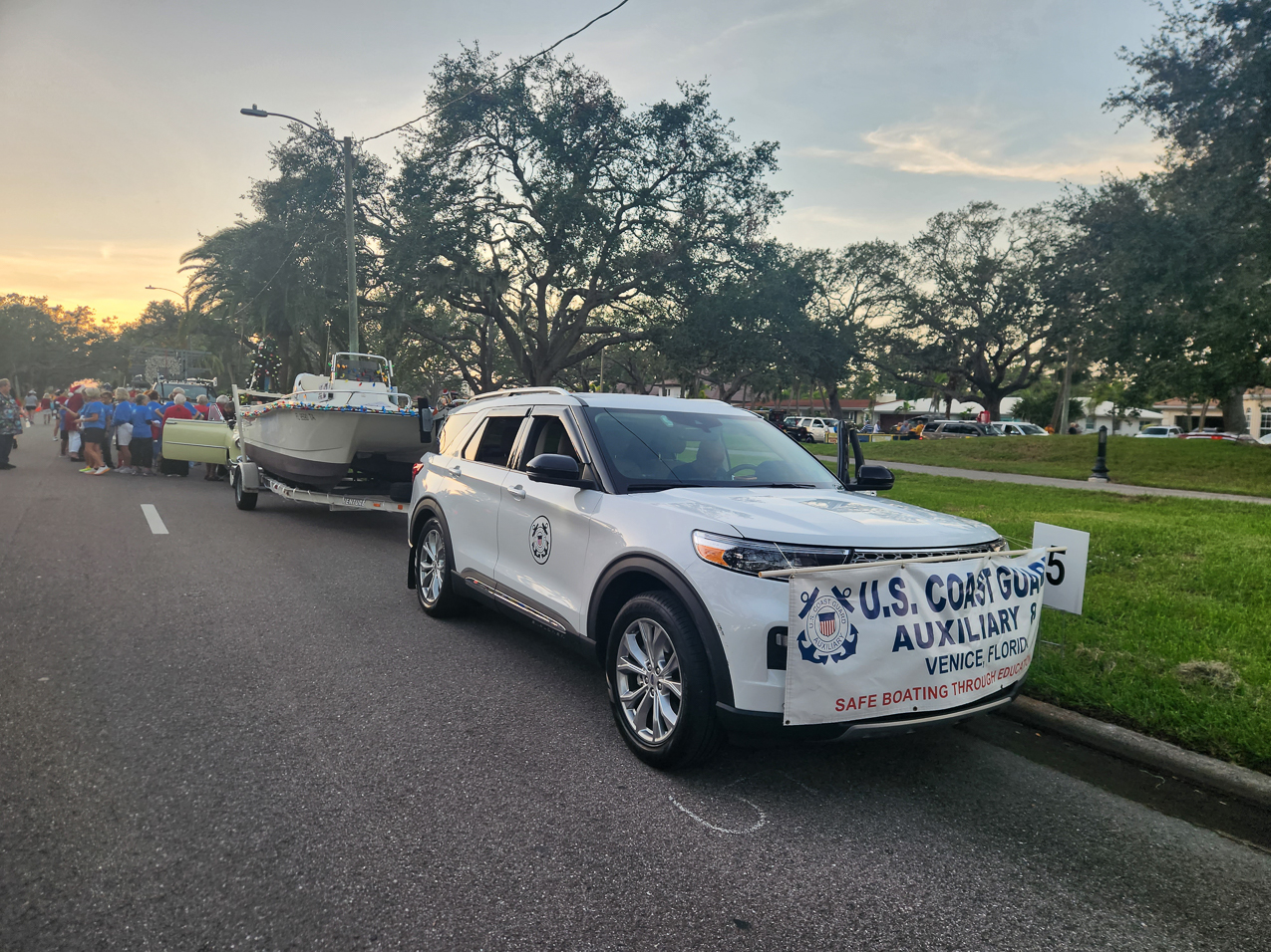 USCG 2022 Venice Holiday Parade  ~~  