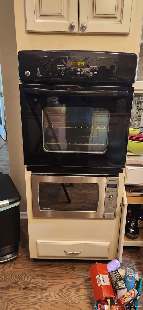 Woodvale Kitchen Stove and Oven