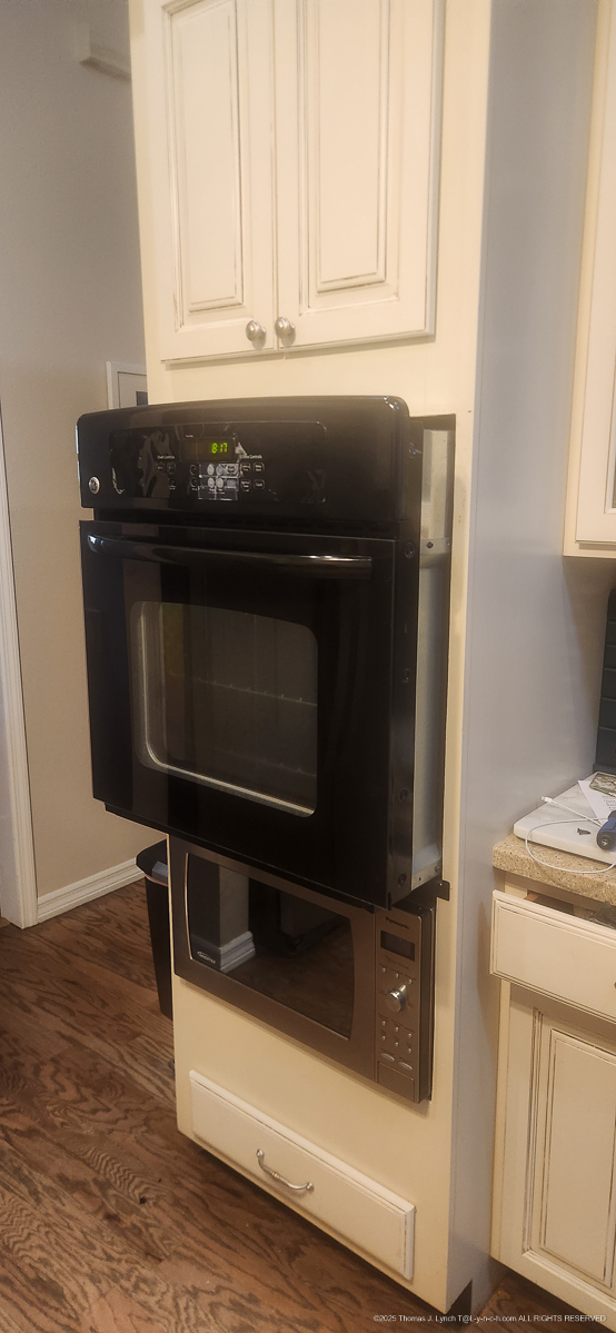 Kitchen Oven Replacement